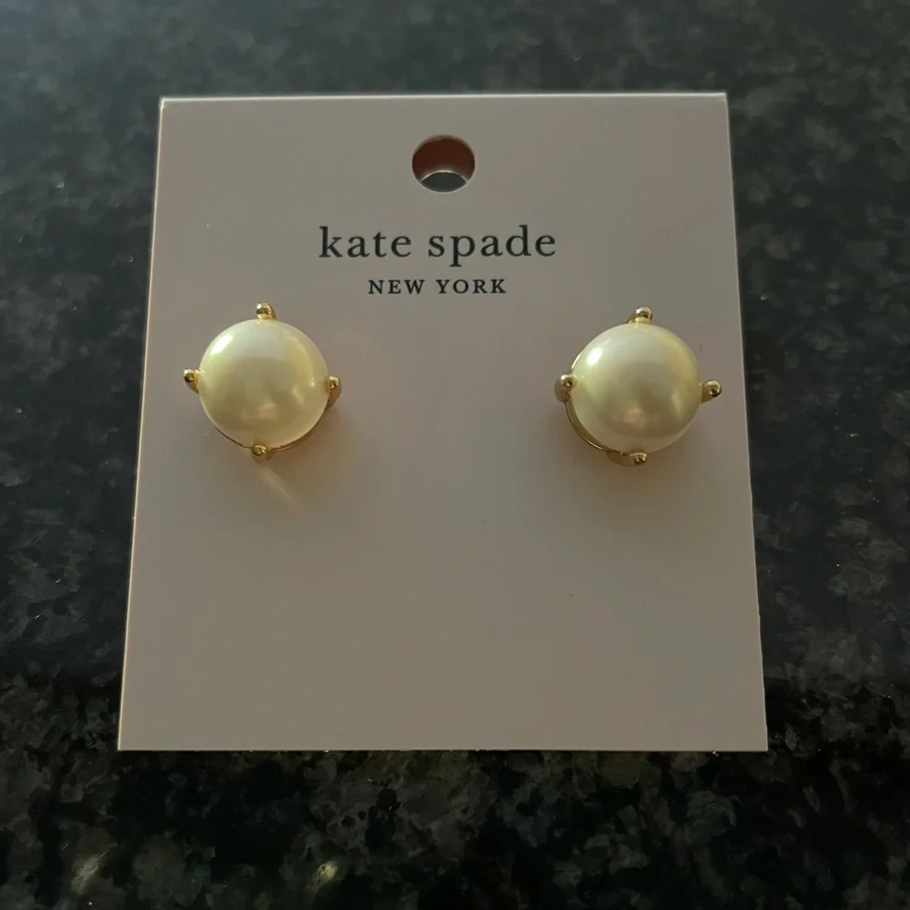 Kate Spade Pearl Gumdrop Stud Pierced Earrings Oversized Minimalist Jewelry NWT